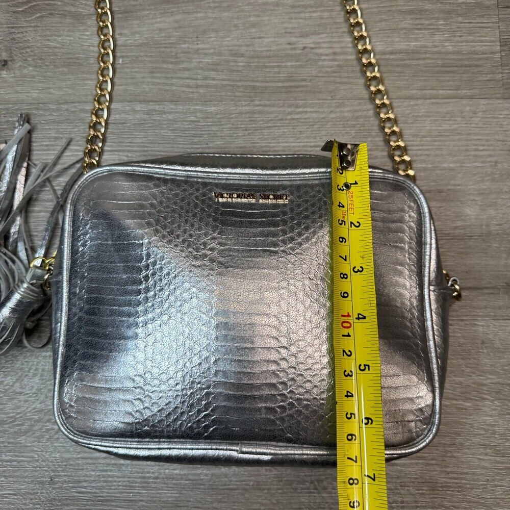 Silver Metallic Snake Embossed Crossbody Bag Chain Strap Tassel Purse Shoulder - Picture 6 of 7